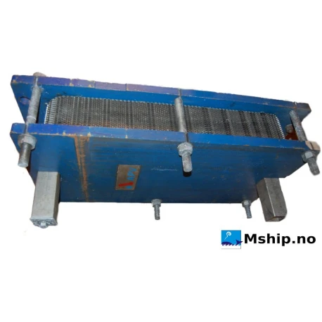 Plate Heat exchanger APV K34 — Manufacturer: APV Heat exchangers , Model: K34, Serial number: 43555, Year: 1996, Class: DNV, Volume - Side 1/  Side 2  - Liter: 26/27, Drawing number: 1160 9538-2, Capacity, Nominel kilocalorie per hour (kcal/h): 1118000, Heat Transfeer Surface m² : 12,2, Working pressure BAR: 6, Test Pressure BAR: 9, Working temperature max, celsius degrees: 95