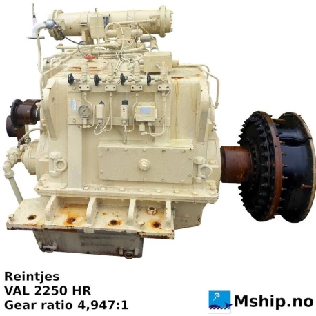 Reintjes VAL 2250 HR — Manufacturer: REINTJES, Model: VAL 2250 HR, Serial number: 52221, Performance specification: Admissible input torque: 15471 Nm, Year: 1986, HP: 2150, kW: 1581, RPM: Input speed: 1000 rpm, Output speed 202 rpm, Rotation direction: Engine CW - Propeller side CCW, Weight: 4880, Gear type: FP  - normal reverse gear for fixed propeller blades, Gear ratio: 4,947:1