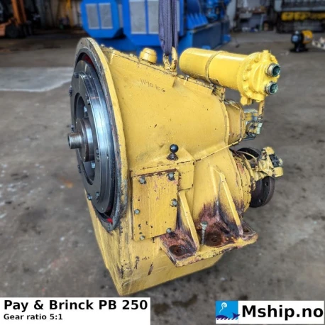 Pay & Brinck PB 250 — Manufacturer: Pay & Brinck, Model: PB 250, Serial number: 2219, Year: 1987, Rotation direction: CCW - counter clock wise , Class: DNV, Other: Max input torque: 2655 N.m  - weight 850 kg.
Oil cooler shown in photos are dismantled and not included with the gear., Gear type: Non Reversing Gearbox  CPP  - to be used with controllable pitch propeller, Gear ratio: 5.0:1