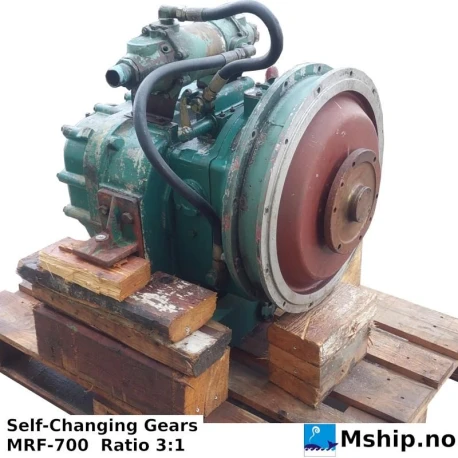 Self-Changing Gears MRF-700 Ratio 3:1 — Manufacturer: Self-Changing Gears LTD, Model: MRF-700, Manufacturers part number: UM1565, Alternative part number: MRF700, Serial number: 9272/2, Year: 1967, Class: DNV, Weight: 220 Kg, Gear ratio: 3:1